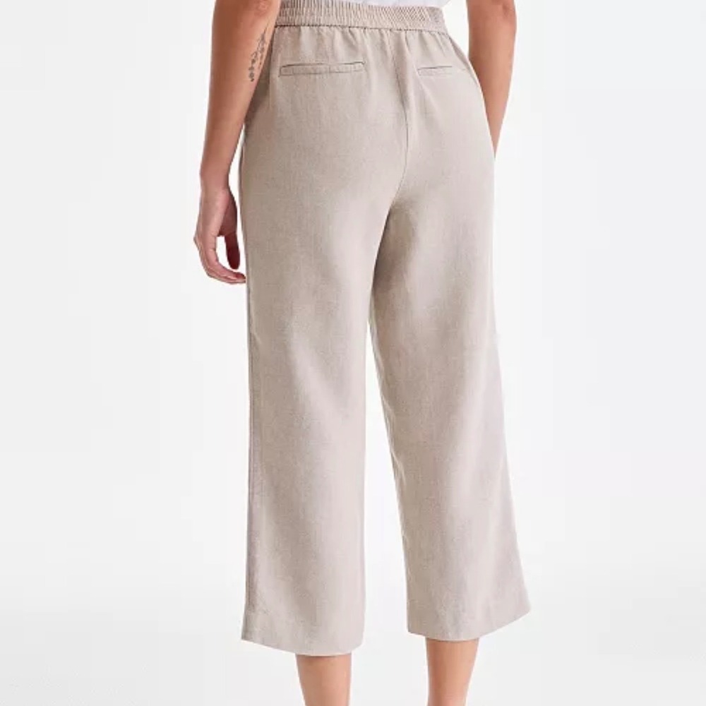 NEW Charter Club Luxury 100% Linen Beige Sand Pull On Pants Cropped Capris PM - Picture 2 of 7